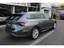 Skoda Octavia Combi 1.4 TSI iV PHEV Style DSG Automaat / Panoramadak / Digital cockpit / LM 17 inch / Camera / Parkeersensoren