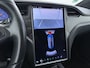 Tesla Model X 100D 20" Trekhaak Leder Luchtvering Adaptive Cruise AutoPilot Panoramadak Vleugeldeuren Camera's Elektr.Stoelen/Stuur+Verwarmd+Geheugen Keyless Wifi Adaptieve koplampen Lmv 20" Led Elektr.-Achterklep Bordherkenning Verwarmde Sproeiers-bladen Carbon Sentry Mode Valet mode 2250 kg Trekvermogen! € 124.700 nieuw !