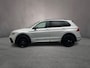 Volkswagen Tiguan R-Line Business+ 1.5 TSI 150pk DSG Automaat Trekhaak, Panoramadak, Adaptive cruise control, Black style, Achteruitrijcamera, Elektrische achterklep