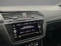 Volkswagen Tiguan R-Line Business+ 1.5 TSI 150pk DSG Automaat Trekhaak, Panoramadak, Adaptive cruise control, Black style, Achteruitrijcamera, Elektrische achterklep