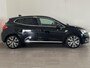 Renault Clio 1.6 E-Tech Hybrid 140 Initiale Paris | BOSE | Leder | Navigatie | Climate Control | Cruise Control | Stoel- en stuurverwarming | Apple Carplay/Android Auto | 1e eigenaar!