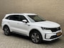 Kia Sorento 1.6 T-GDI 230pk Hybrid 4-WD Executive 7-persoons | Adaptieve cruise | Lederen bekleding | Trekhaak afneembaar | Navigatie | Apple CarPlay / Android Auto | Camera | BOSE | 19 inch LMV | LED | DAB | Sfeerverlichting | Stoelverwarming | Volledig dealeronderhouden!