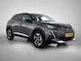 Peugeot 2008 1.2 GT 130pk Automaat | Trekhaak | 1ste Eigenaar | Navigatie | Climate Control | Adaptieve Cruise Control | 17"LMV | Camera | Dodehoekdetectie | LED | Apple Carplay/Android Auto |