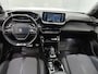 Peugeot 2008 1.2 GT 130pk Automaat | Trekhaak | 1ste Eigenaar | Navigatie | Climate Control | Adaptieve Cruise Control | 17"LMV | Camera | Dodehoekdetectie | LED | Apple Carplay/Android Auto |
