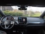 Volkswagen ID.4 First 77 kWh | SOH 90 % | Camera | Trekhaak | Sfeerverlichting | Apple Carplay |