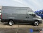 IVECO Daily 40C18V A8 Cruise control - Dubbellucht - Automaat- L3H2 - 3.0L 176pk - Trekhaak - BPM-vrij Standplaats: Almkerk