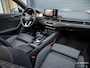 Audi A4 Avant 40 TFSI quattro S-Line Pano RS-Stoelen Trekhaak Massage S4 Sfeer