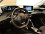 Peugeot e-208 EV Active Pack 50 kWh - ORIGINEEL NEDERLANDSE AUTO - SOH 94%! - AFKOMSTIG VAN 1E EIGENAAR - 3 FASE - NAVIGATIE - PARKEERSENSOREN ACHTER - CRUISE CONTROL - 4 X ELEKTRISCHE RAMEN - DAB AUDIO - CLIMATE CONTROL