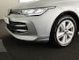 Volkswagen Golf variant Life Business 1.5 TSI 85 kW / 116 pk Variant 6 ver Navigatie | Extra getint glas | Verlengde garantie