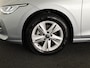 Volkswagen Golf variant Life Business 1.5 TSI 85 kW / 116 pk Variant 6 ver Navigatie | Extra getint glas | Verlengde garantie