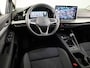 Volkswagen Golf variant Life Business 1.5 TSI 85 kW / 116 pk Variant 6 ver Navigatie | Extra getint glas | Verlengde garantie