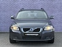 Volvo V50 2.0 Sport | 12 mnd BOVAG garantie | Trekhaak | Cruise control | Dakrails | Climate control | Volvo dealer onderhouden |
