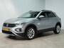 Volkswagen T-Roc 1.5 TSI 150pk DSG Life Edition Carplay/Android Camera keyless Acc Lm Velgen 122
