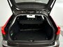 Volvo V60 B3 Momentum Business | Panoramadak | Parkeercamera | Stoel- en Stuurverwarming | Trekhaak