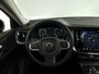 Volvo V60 B3 Momentum Business | Panoramadak | Parkeercamera | Stoel- en Stuurverwarming | Trekhaak
