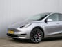 Tesla Model Y Performance AWD 75 kWh 463 Pk Automaat Navigatie / Camera's / Afneembare trekhaak / Leer / Pano-dak / Autopilot / SOH 93,6 %