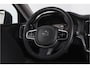Volvo V60 2.0 B3 Momentum Advantage Orig. NL | Dig. Cockpit | Adapt. Cruise | Stoel-+stuurverw. | PDC | Camera | NAV+App. connect | ECC | LM 17" |