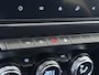 Renault Clio 1.6 E-Tech Hybrid 145 R.S. Line Apple Carplay/Android | cruise control | electronic climate control | lederen/stof bekleding | lichtmetalen velgen 17"| navigatiesysteem |