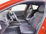 Renault Clio 1.6 E-Tech Hybrid 145 R.S. Line Apple Carplay/Android | cruise control | electronic climate control | lederen/stof bekleding | lichtmetalen velgen 17"| navigatiesysteem |