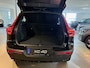 Volvo XC40 B4 Plus Black Edition | NIEUW | Schuif/-kanteldak | Harman Kardo