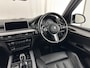 BMW X5 xDrive40d *Right-Hand-Drive* M-Sportpack High Executive [ 7-Pers. ] Aut. *LEATHER | XENON | MEMORY-PACK | HEATED-SPORTSEATS | NAVI-FULLMAP | SHIFTPADDLES | PRIVACYGLASS | ECC | TOWBAR | PDC | CRUISE | 20''ALU*