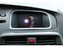 Volvo V40 1.5 T3 Polar+ Sport Lichtmetalen Velgen 17" | Lederenbekleding | Standkachel | Harman/Kardon Audiosysteem | Electronic Climate Controle | Voorstoelen Verwarmend | Cruise Control | Leyless Entry+ Keyless Start | LED koplampen | Navigatiesysteem Full Map + Hard Disk | Panoramadak |