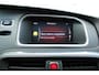 Volvo V40 1.5 T3 Polar+ Sport Lichtmetalen Velgen 17" | Lederenbekleding | Standkachel | Harman/Kardon Audiosysteem | Electronic Climate Controle | Voorstoelen Verwarmend | Cruise Control | Leyless Entry+ Keyless Start | LED koplampen | Navigatiesysteem Full Map + Hard Disk | Panoramadak |
