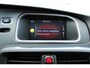 Volvo V40 1.5 T3 Polar+ Sport Lichtmetalen Velgen 17" | Lederenbekleding | Standkachel | Harman/Kardon Audiosysteem | Electronic Climate Controle | Voorstoelen Verwarmend | Cruise Control | Leyless Entry+ Keyless Start | LED koplampen | Navigatiesysteem Full Map + Hard Disk | Panoramadak |