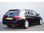 Peugeot 308 SW 1.2 PureTech Blue Lease Executive Pano/dak Priv/Glass Navi Ecc Cruise Pdc Trekhaak