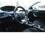 Peugeot 308 SW 1.2 PureTech Blue Lease Executive Pano/dak Priv/Glass Navi Ecc Cruise Pdc Trekhaak