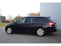Peugeot 308 SW 1.2 PureTech Blue Lease Executive Pano/dak Priv/Glass Navi Ecc Cruise Pdc Trekhaak