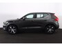 Volvo XC40 T5 AWD Inscription - Panoramisch schuif-/kanteldak - Parkeerverwarming - LED-koplampen - Navigatie - Leder - Elek. bedienbare voorstoelen - Verwarmbare voorstoelen - Verwarmbaar stuurwiel - Parkeersensoren v/a - Parkeercamera - Trekhaak