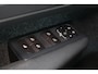 Volvo XC40 T5 AWD Inscription - Panoramisch schuif-/kanteldak - Parkeerverwarming - LED-koplampen - Navigatie - Leder - Elek. bedienbare voorstoelen - Verwarmbare voorstoelen - Verwarmbaar stuurwiel - Parkeersensoren v/a - Parkeercamera - Trekhaak