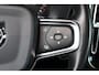 Volvo XC40 T5 AWD Inscription - Panoramisch schuif-/kanteldak - Parkeerverwarming - LED-koplampen - Navigatie - Leder - Elek. bedienbare voorstoelen - Verwarmbare voorstoelen - Verwarmbaar stuurwiel - Parkeersensoren v/a - Parkeercamera - Trekhaak