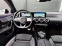 Mercedes-Benz CLA 200 AMG Night / Panorama / Camera / Sfeerverlichting / Cruise