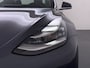 Tesla Model 3 RWD SR plus LFP Accu Trekhaak AutoPilot Leder Panoramadak Adaptive-Cruise Camera's Elektr.-Stuur+Stoelen+Spiegels+Geheugen+Easy-Entry+Verwarmde stoelen Park assistent Pdc WIFI Lane-Assist Speed-Assist Navi LED DAB Voorverwarmen Keyless One-Pedal-Drive Lmv 18" SOH 92% 1e Eigenaar Origineel Nederlandse Auto 1.000kg Trekvermogen
