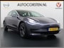 Tesla Model 3 RWD SR plus LFP Accu Trekhaak AutoPilot Leder Panoramadak Adaptive-Cruise Camera's Elektr.-Stuur+Stoelen+Spiegels+Geheugen+Easy-Entry+Verwarmde stoelen Park assistent Pdc WIFI Lane-Assist Speed-Assist Navi LED DAB Voorverwarmen Keyless One-Pedal-Drive Lmv 18" SOH 92% 1e Eigenaar Origineel Nederlandse Auto 1.000kg Trekvermogen