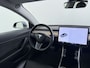 Tesla Model 3 RWD SR plus LFP Accu Trekhaak AutoPilot Leder Panoramadak Adaptive-Cruise Camera's Elektr.-Stuur+Stoelen+Spiegels+Geheugen+Easy-Entry+Verwarmde stoelen Park assistent Pdc WIFI Lane-Assist Speed-Assist Navi LED DAB Voorverwarmen Keyless One-Pedal-Drive Lmv 18" SOH 92% 1e Eigenaar Origineel Nederlandse Auto 1.000kg Trekvermogen
