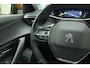 Peugeot 2008 1.2 PureTech Allure Pack Apple carplay/Android auto | Achteruitrijcamera | Automatische airco | Cruise control | LED verlichting | Lichtmetalen velgen 17'' |