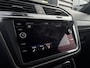 Volkswagen Tiguan Allspace 1.5 TSI 150 pk R-Line Business 7pers. 7-DSG | Wegklapbare trekhaak | Achteruitrijcamera | Cruise control adaptief |