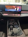 BMW 5-Serie 530e M Sport Panorama Dak Navigatie Multimedia NL Auto NAP