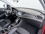 Opel Grandland X AUT-8 T131pk Innovation Trekhaak LED Navi 17"lm Keyless 1/2Leer AGR-Comfort-Stoel+Verwarmd l Apple/Android Pdc Dab Ecc Tel. Isofix Mistlampen Priv.Glass Blindspot Lane-dep. Bordherk. Usb Bluetooth CruiseControl Licht-/Zichtpakket Elek.Inkl.spiegels Elek.Ramen Led 17''LM 1.2 Turbo Business Elegance NL-auto EURO 6 Origin.NLse auto Volledig Dealer onderhouden 1300kg trekvermogen € 39.000,- nieuw