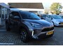 Toyota Yaris Cross 1.5 Hybrid 115 FIRST EDITION LED KOPLAMPEN STUUR-STOEL-RUITENWISSER VERW. KEYLESS PRIVACYGLASS APPLE/ANDROID