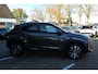 Toyota Yaris Cross HYBRID 115 FIRST EDITION LED KOPLAMPEN STUUR-STOEL-RUITENWISSER VERW. KEYLESS PRIVACYGLASS APPLE/ANDROID