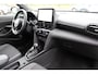 Toyota Yaris Cross HYBRID 115 FIRST EDITION LED KOPLAMPEN STUUR-STOEL-RUITENWISSER VERW. KEYLESS PRIVACYGLASS APPLE/ANDROID