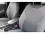 Toyota Yaris Cross HYBRID 115 FIRST EDITION LED KOPLAMPEN STUUR-STOEL-RUITENWISSER VERW. KEYLESS PRIVACYGLASS APPLE/ANDROID