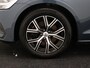 Volvo V60 B3 AUT(7) ESSENTIAL EDITION STANDKACHEL LEDER GOOGLE MAPS 18INCH