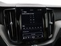 Volvo XC60 T6 PLUG-IN HYBRID ULTRA BLACK EDITION LUCHTVERING SCHUIFDAK 360G