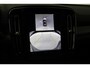 Volvo XC40 B3 Ultra Black Edition | Panoramadak | Trekhaak | 360° Camera | ACC | Stoel+Stuurverwarming | 20 Inch