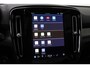 Volvo XC40 B3 Ultra Black Edition | Panoramadak | Trekhaak | 360° Camera | ACC | Stoel+Stuurverwarming | 20 Inch